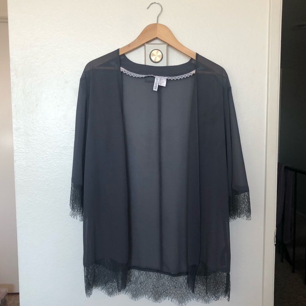 Divided by H&M Short Sleeve Sheer Kimono with Lace